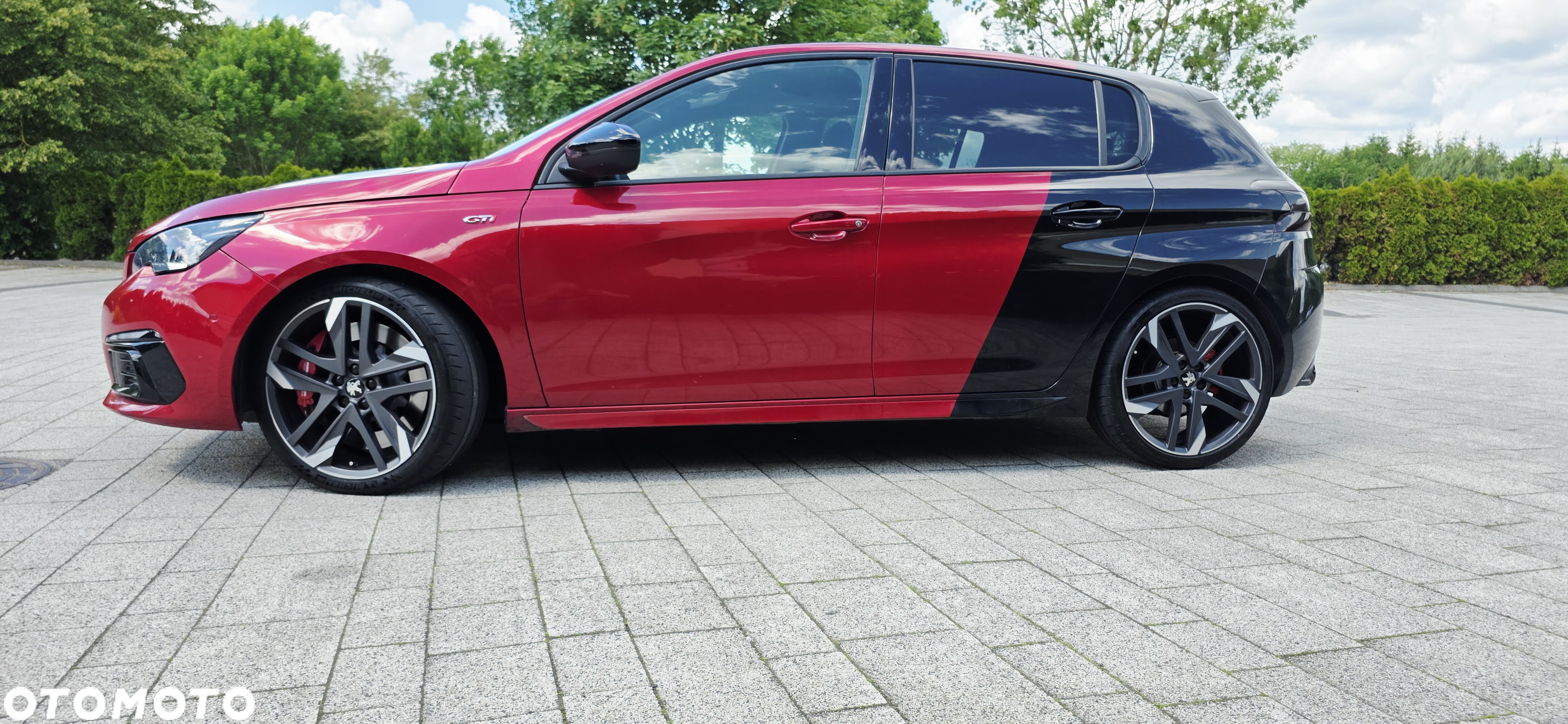 Peugeot 308 1.6 e-THP GTi by Sport S&S - 3