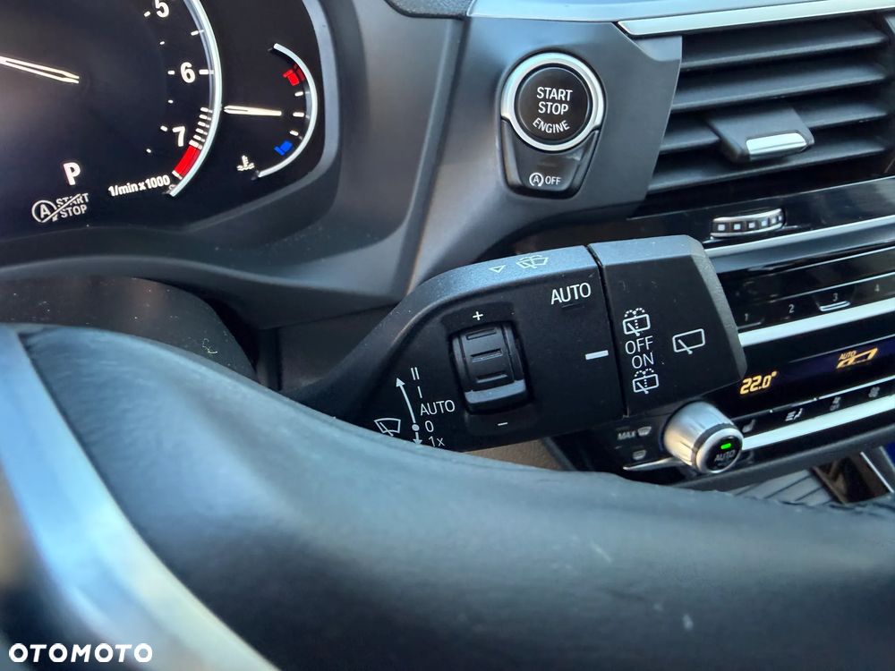 BMW X3 xDrive20i GPF Advantage - 27