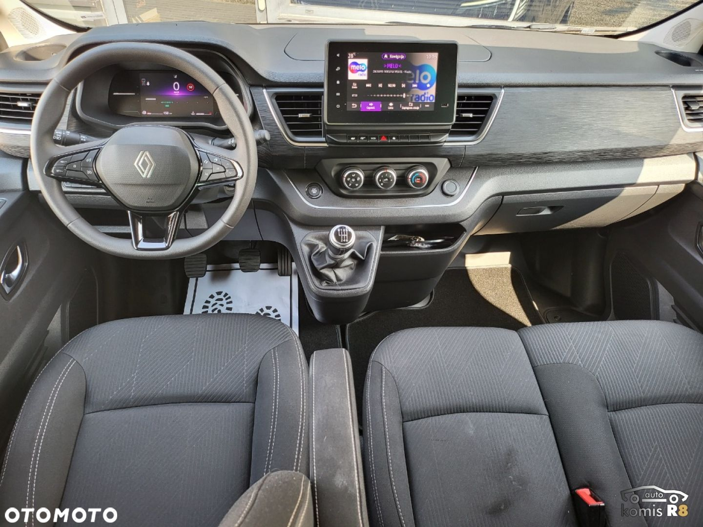 Renault Trafic - 25