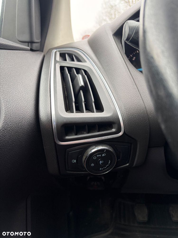 Ford Focus - 31