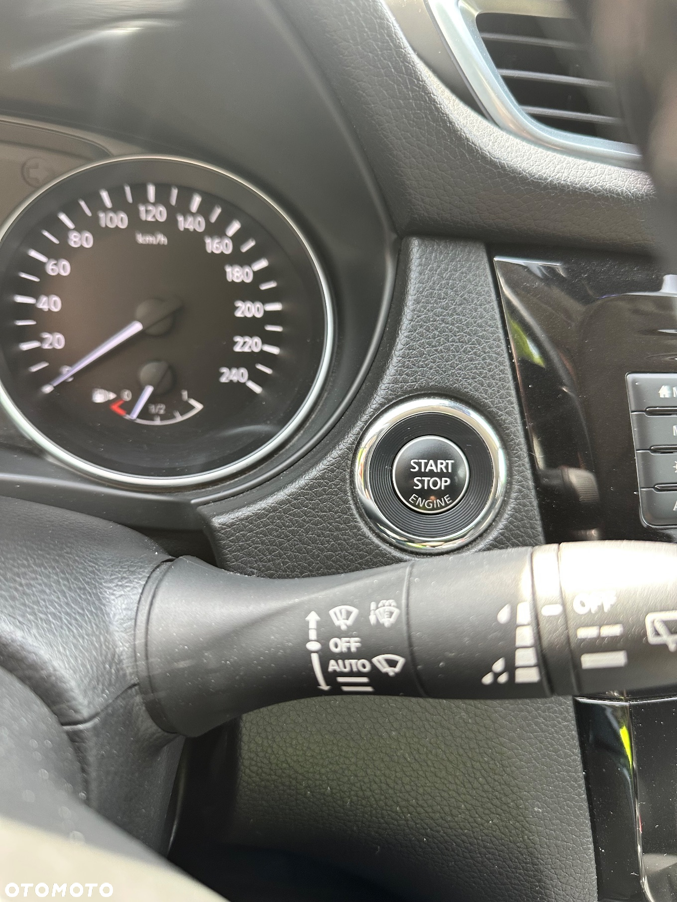 Nissan Qashqai 1.3 DIG-T Tekna DCT - 25