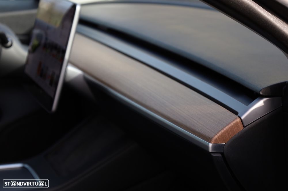 Tesla Model 3 Long-Range Dual Motor AWD - 13