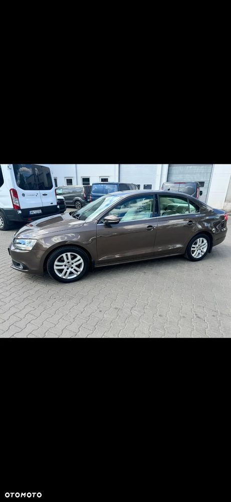 Volkswagen Jetta 1.4 TSI Highline DSG - 1