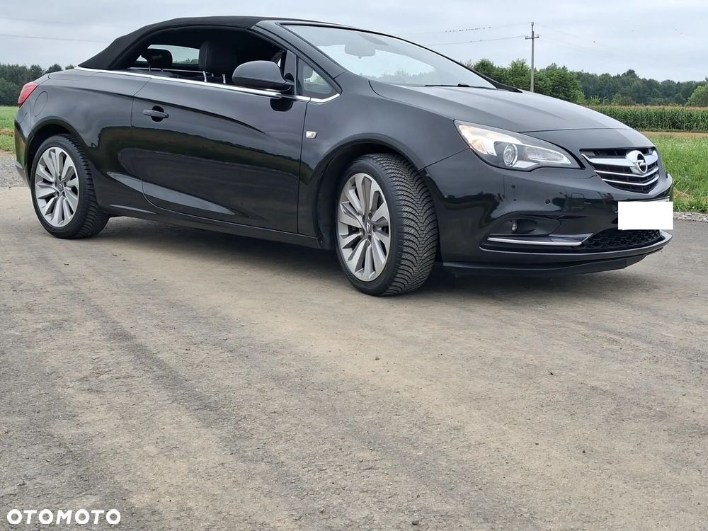Opel Cascada 1.4 T Cosmo S&S - 2