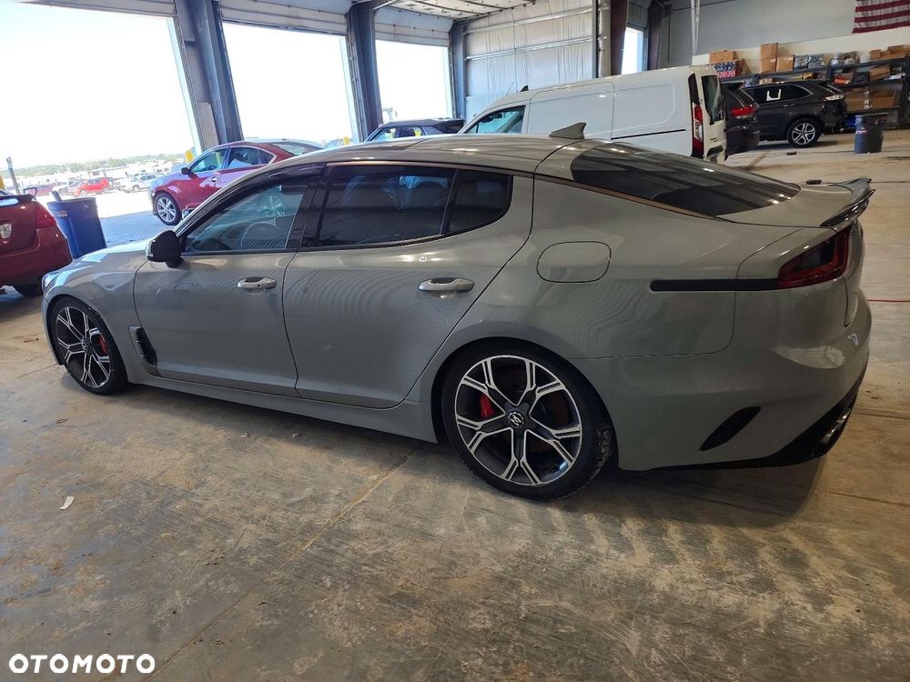 Kia Stinger 3.3 T-GDI AWD OPF GT - 3