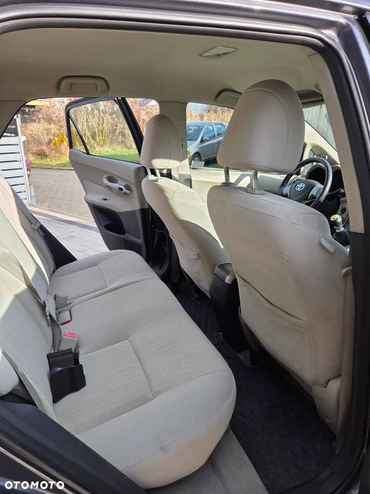 Toyota Auris 2.0 D-4D Sol - 13