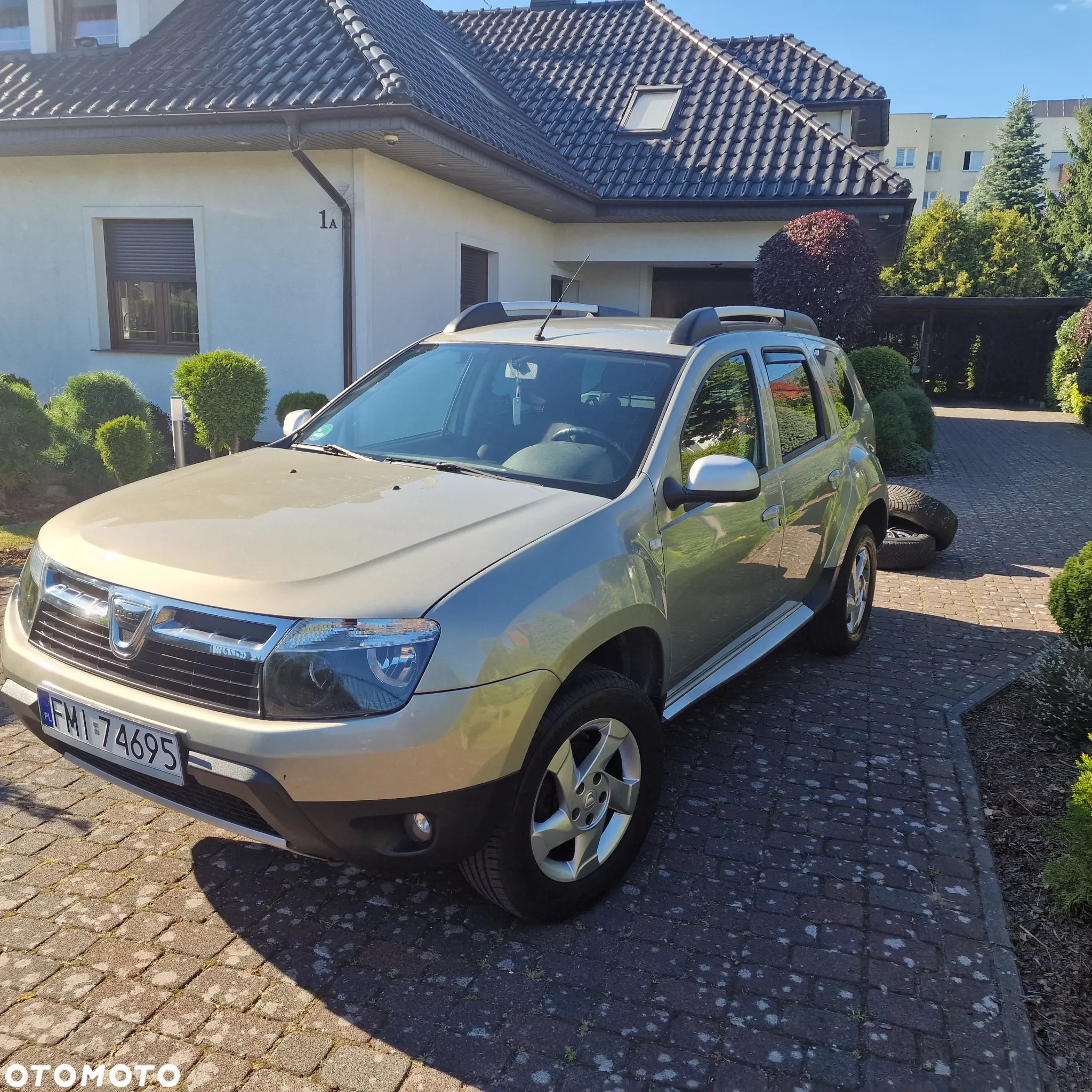 Dacia Duster 1.6 16V 4x2 Laureate - 2