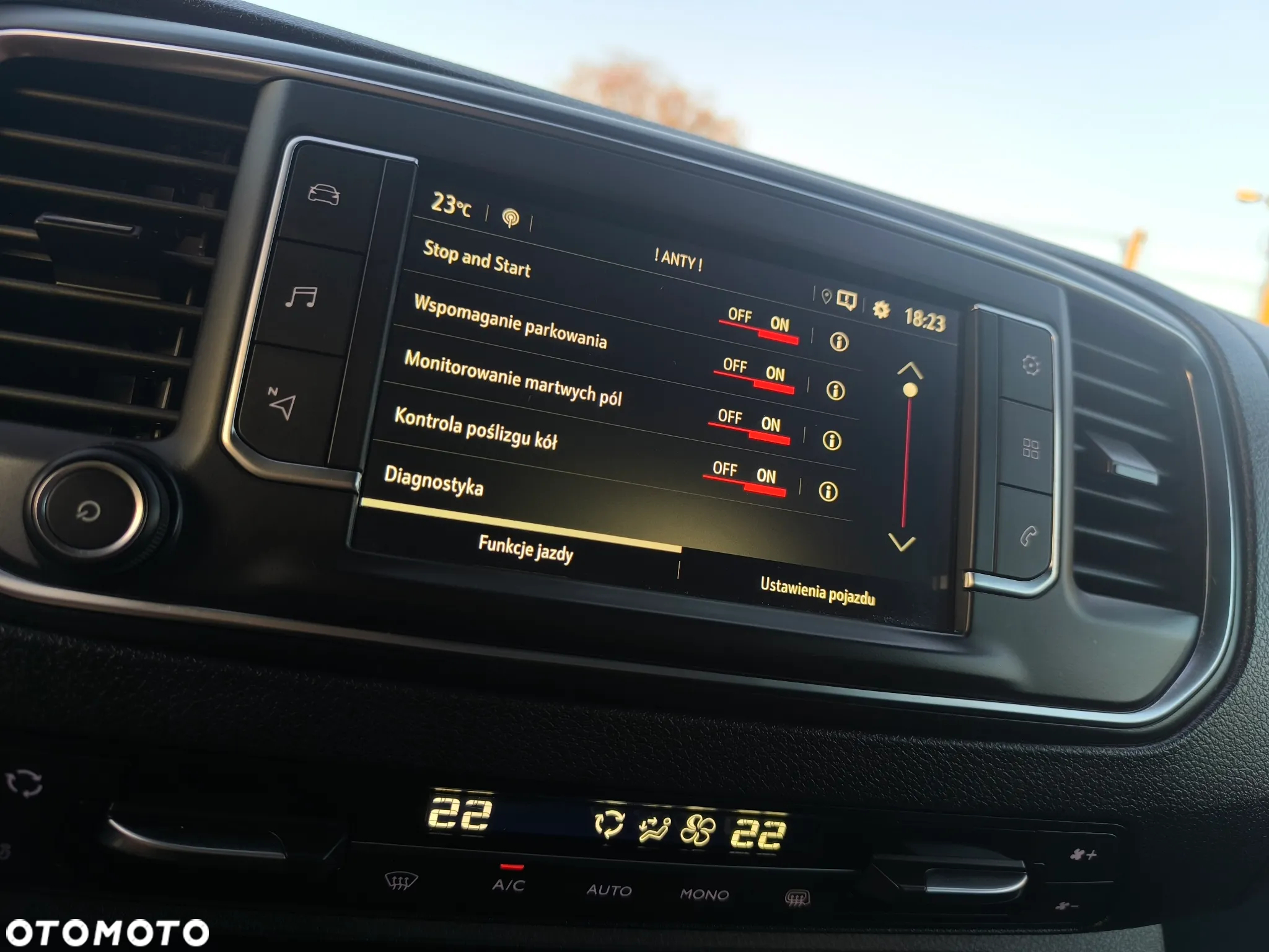 Opel VIVARO - 22