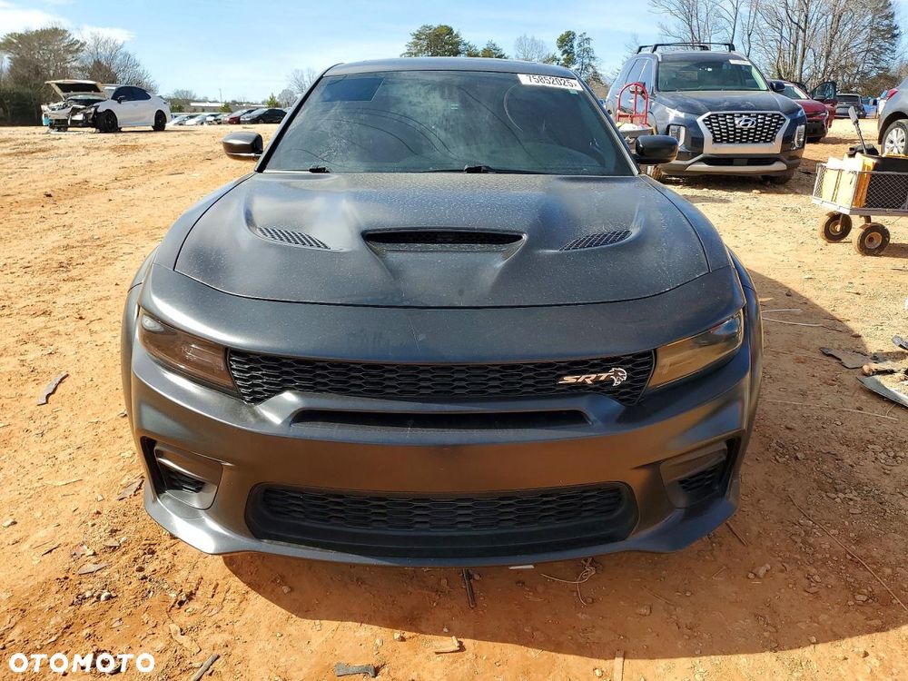 Dodge Charger - 11
