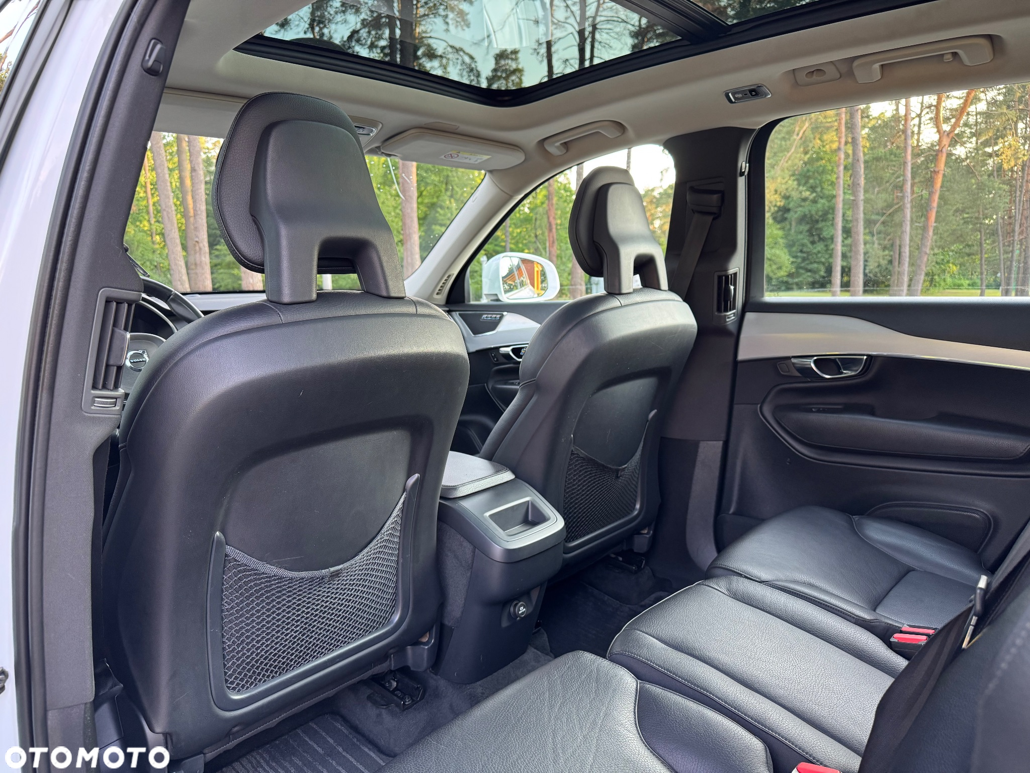 Volvo XC 90 D5 AWD Momentum - 29