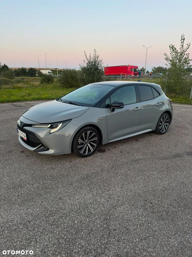 Toyota Corolla 1.8 Hybrid Selection - 2