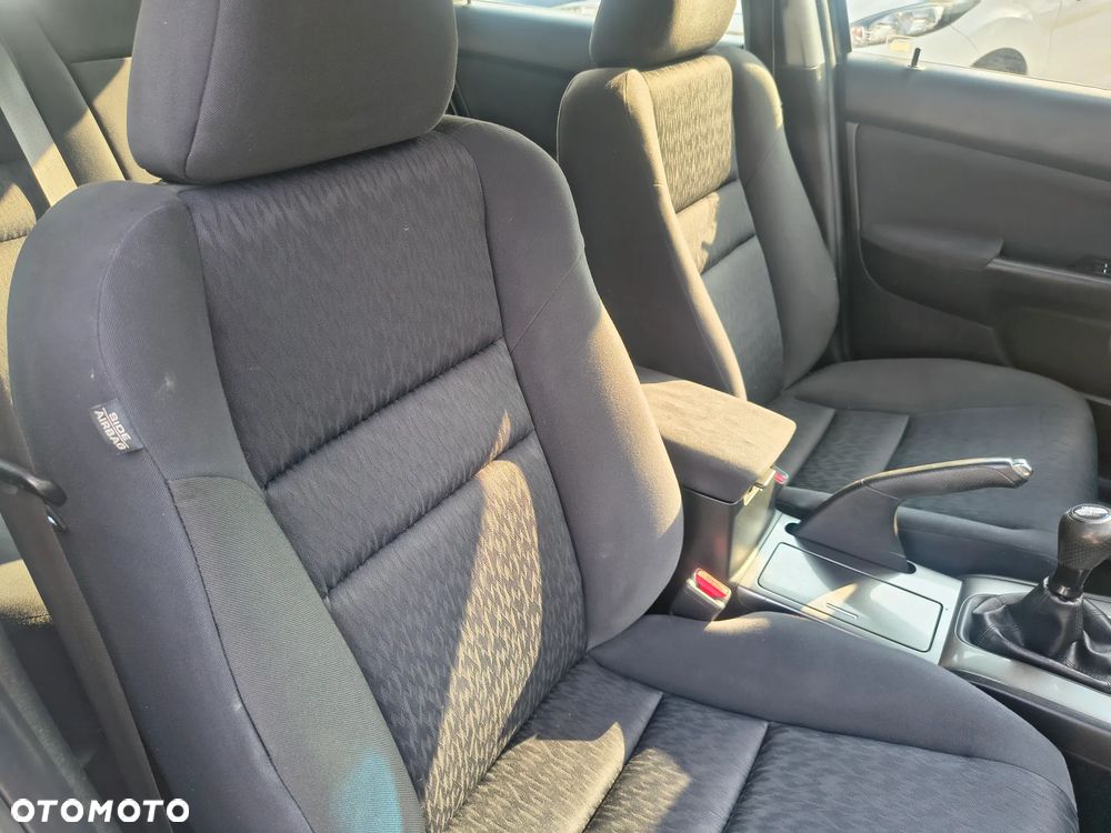 Honda Accord 2.0 i Sport - 23