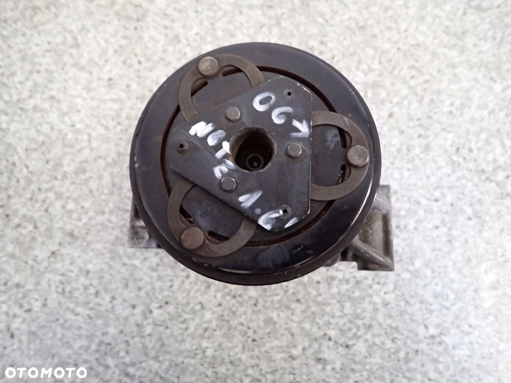 NISSAN NOTE E11 1.6 BENZ 06-09 PRZEDLIFT KOMPRESOR KLIMATYZACJI - 3