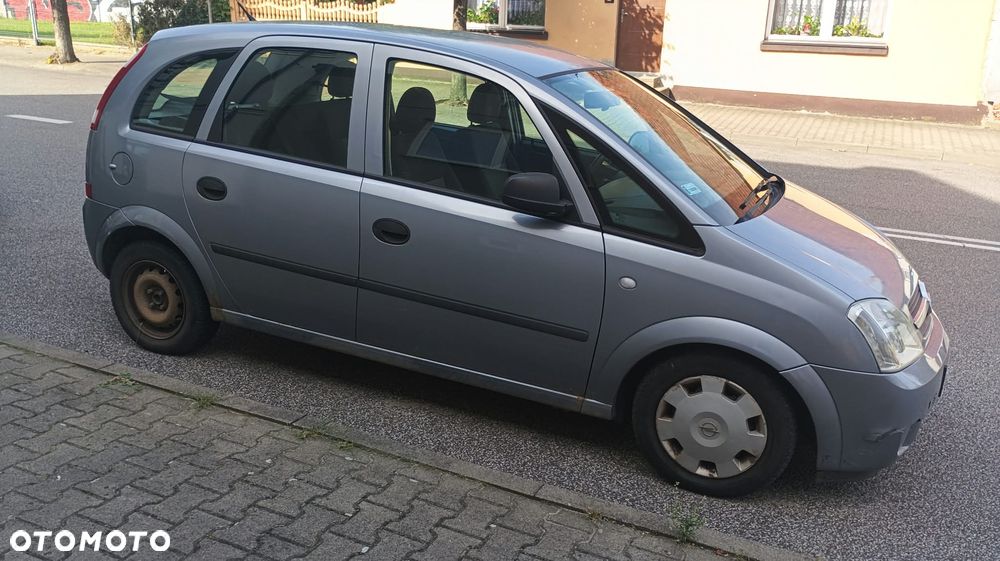 Opel Meriva - 10