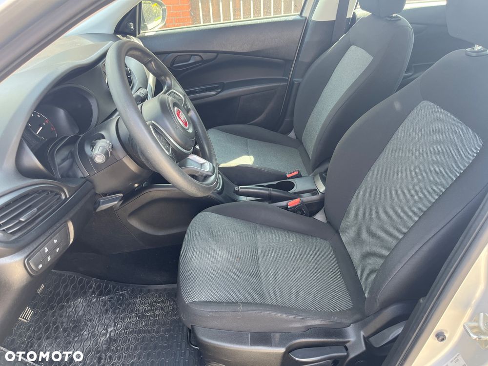 Fiat Tipo 1.4 16V Easy EU6d - 5