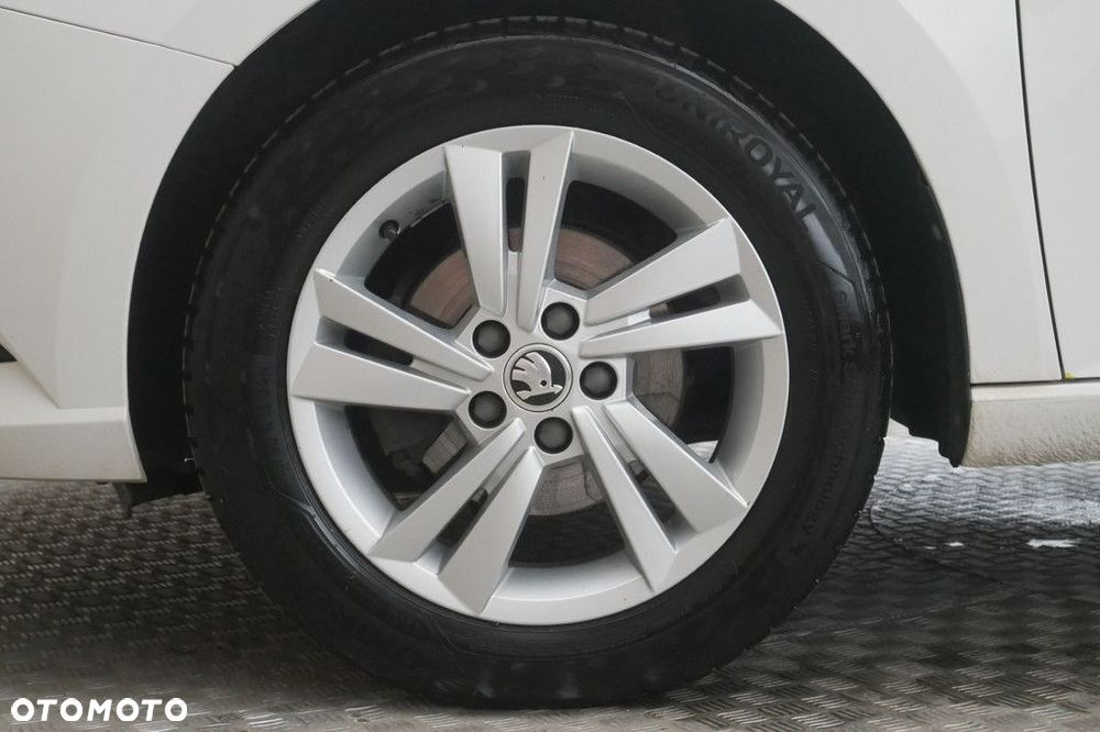 Skoda Fabia 1.0 TSI Ambition - 13