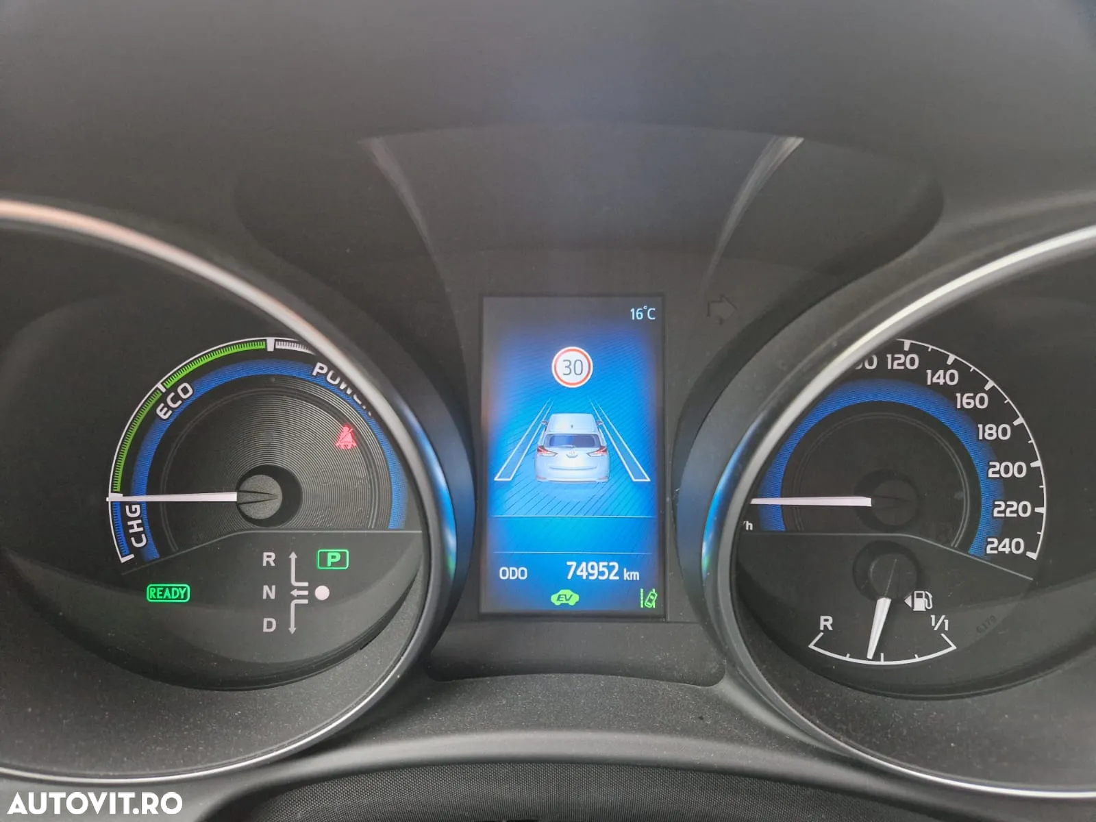 Toyota Auris - 8