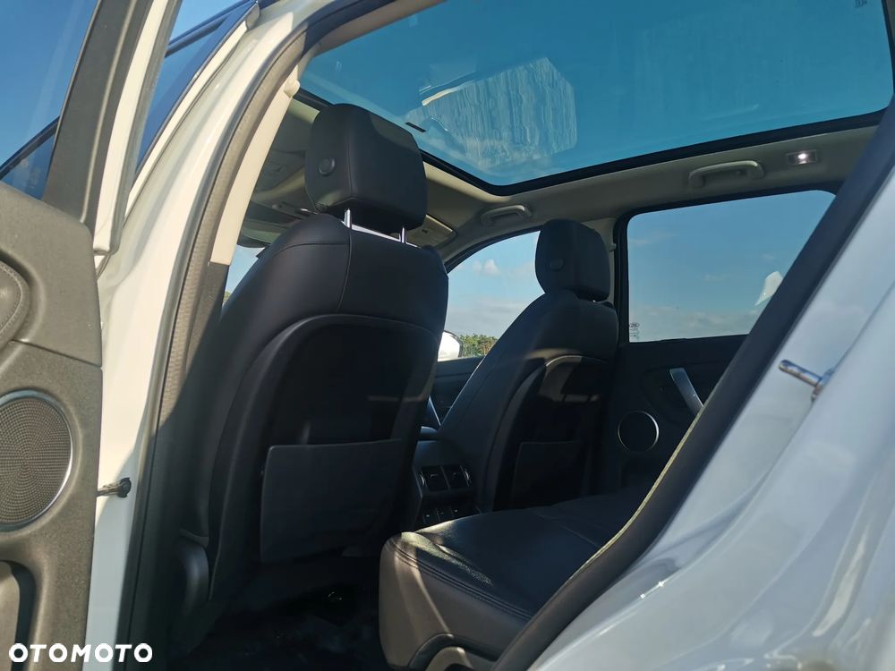 Land Rover Discovery Sport P250 SE - 18