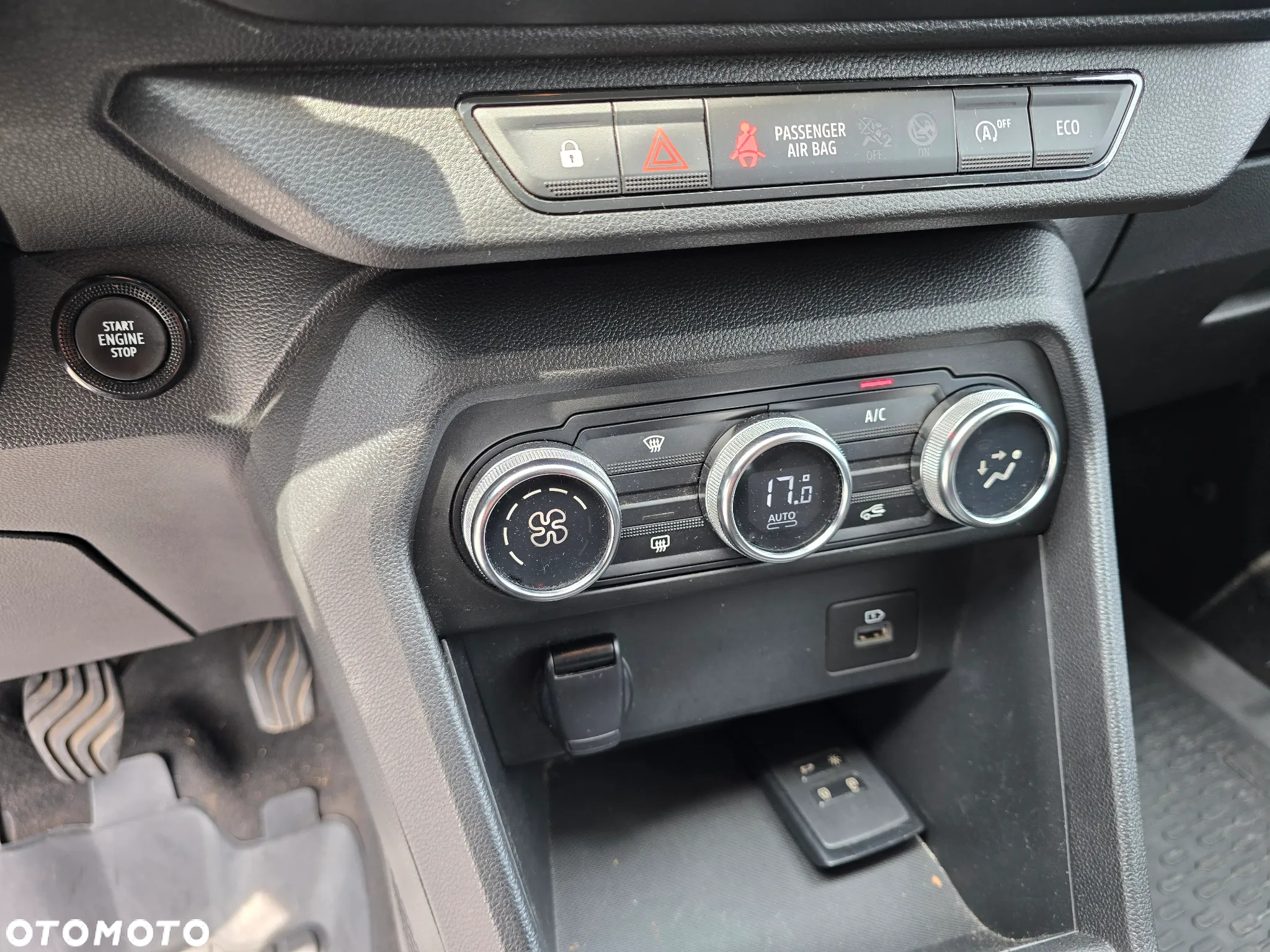 Dacia Jogger 1.0 TCe SL Extreme 7os - 26