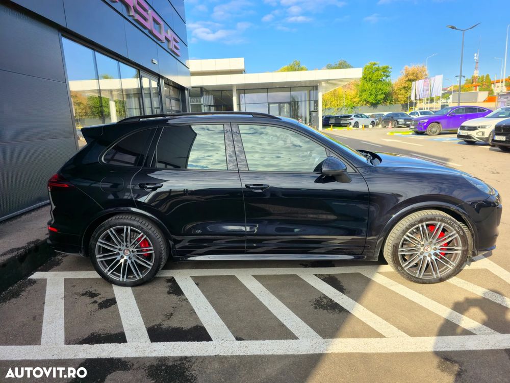 Porsche Cayenne 3.6 L GTS - 4