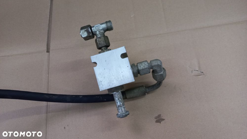 zawór hydrauliczny 2814679 volvo l30b 2013r