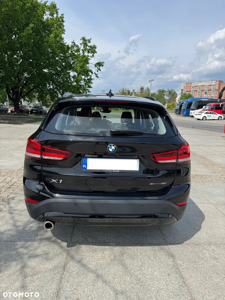 BMW X1 sDrive18i - 6