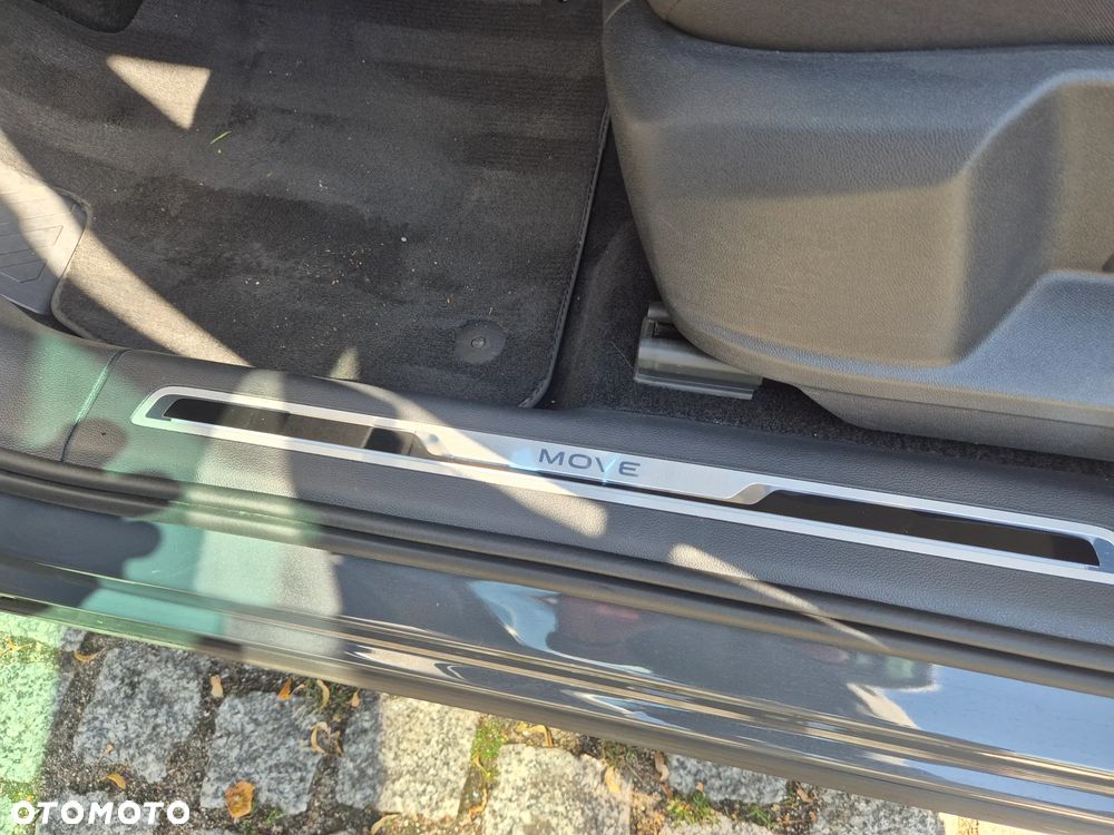 Volkswagen Tiguan - 15