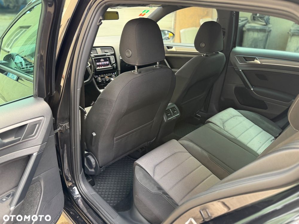 Volkswagen Golf 2.0 TDI (BlueMotion Technology) DSG Highline - 31