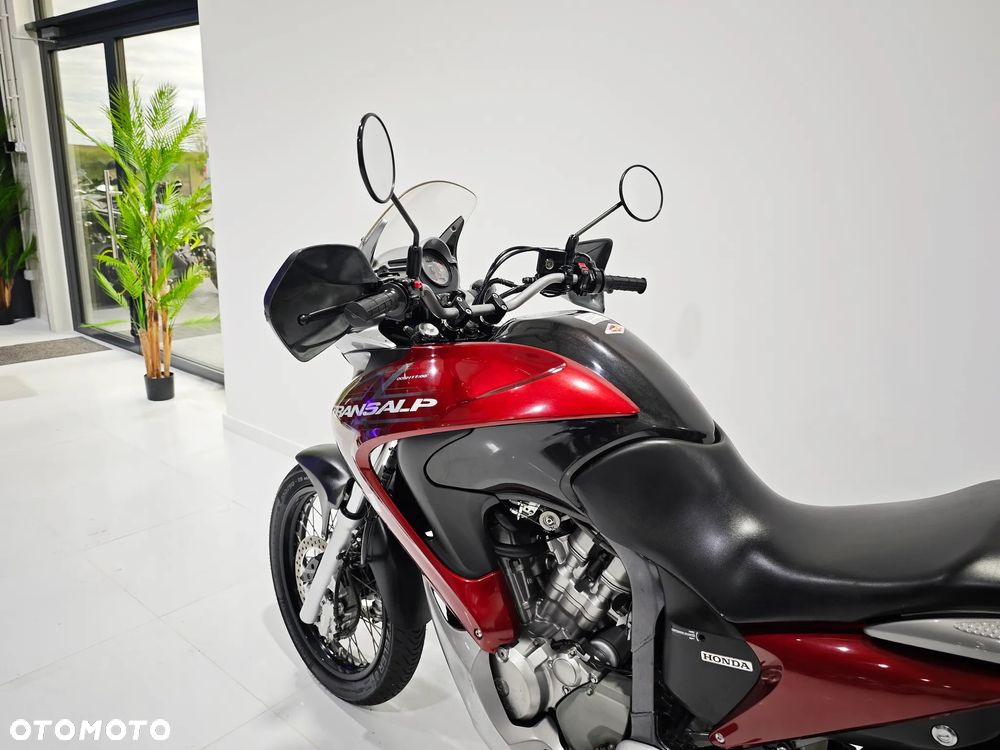 Honda Transalp - 12