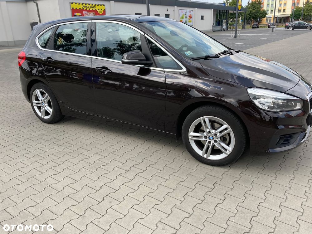 BMW Seria 2 216d - 6