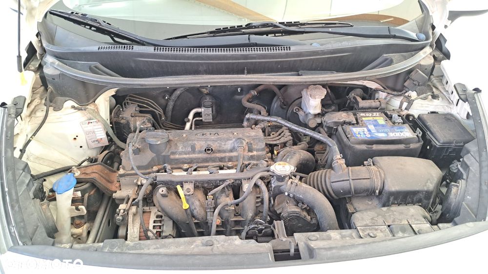 Kia Rio 1.2 Attract - 14