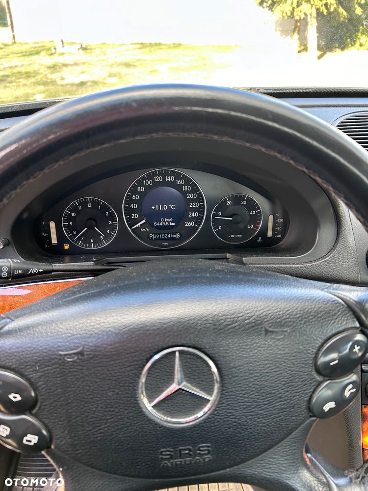 Mercedes-Benz Klasa E - 7