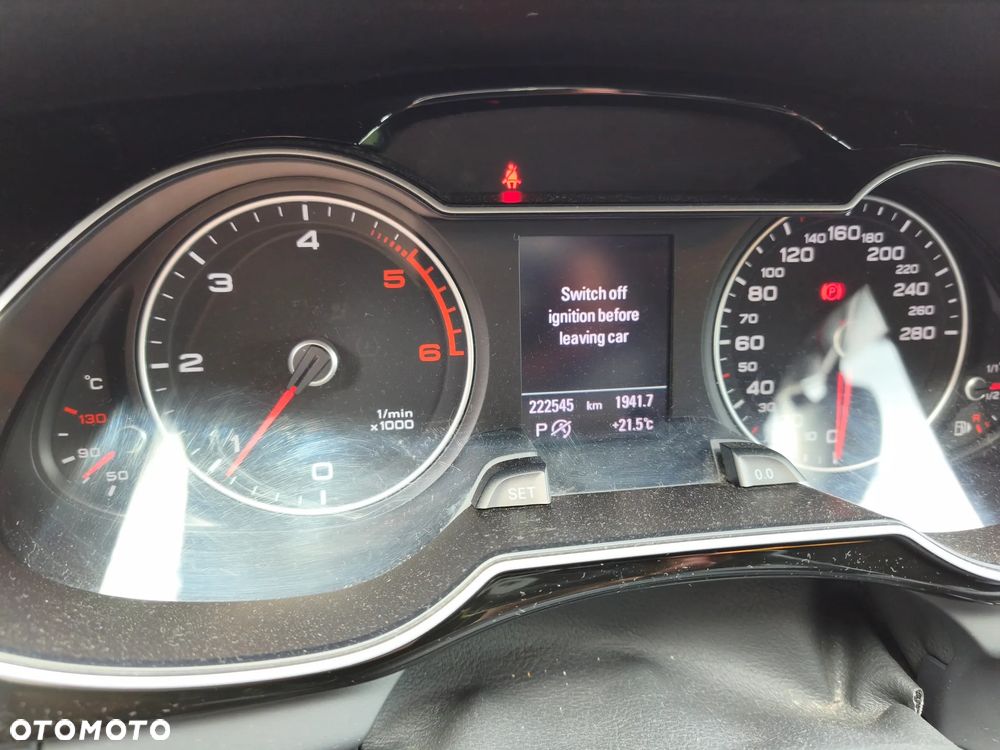 Audi A4 Avant 2.0 TDI Quattro S tronic - 13