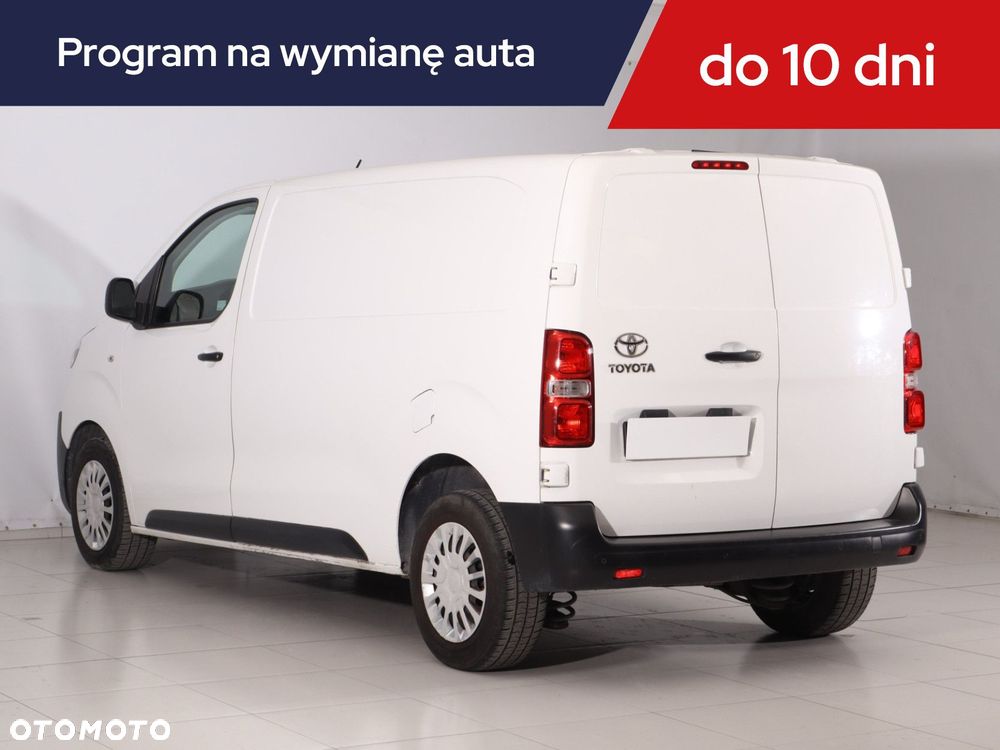 Toyota proace - 6