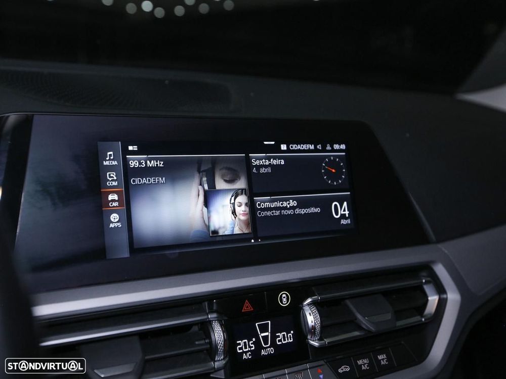 BMW 318 d Touring Auto - 19