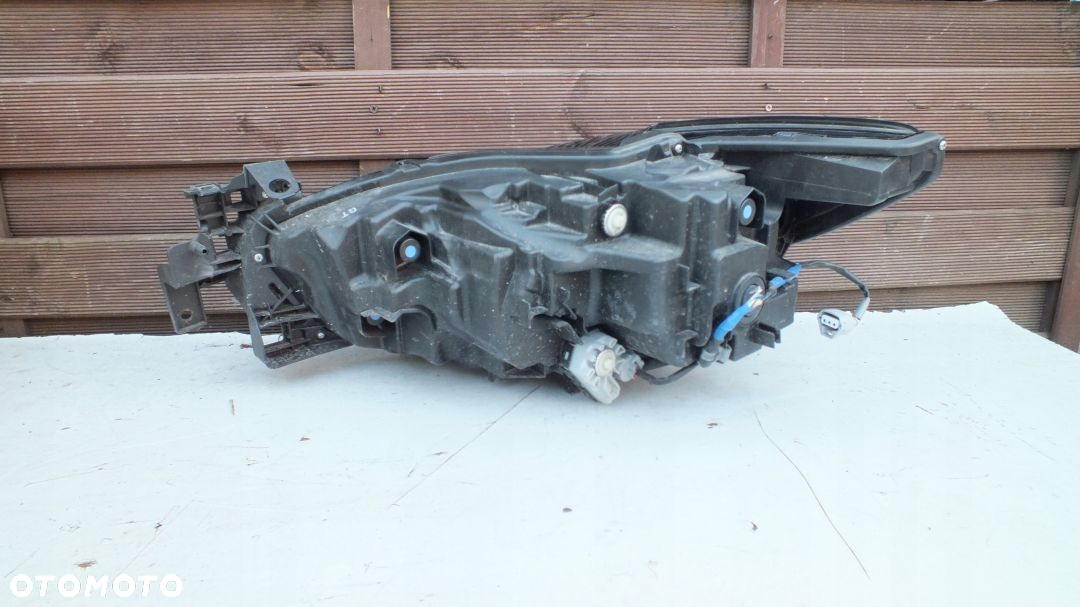 LAMPA PRAWA FULL LED MAZDA 6 GL LIFT - 3