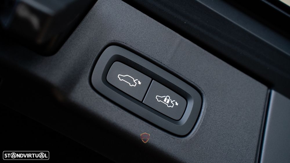 Volvo V90 2.0 T6 PHEV Inscription AWD - 46