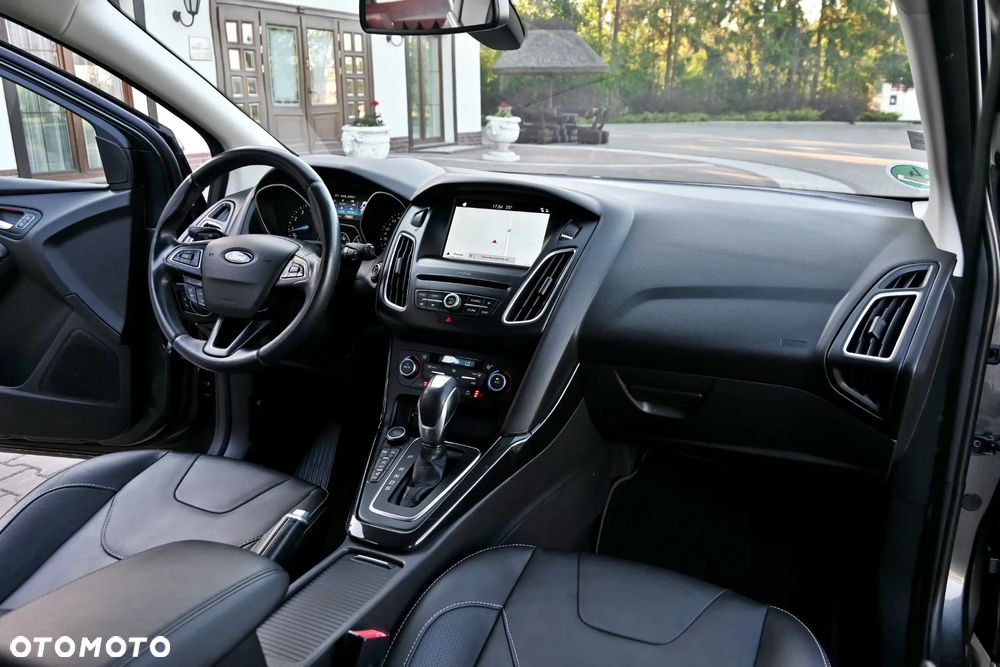 Ford Focus 1.5 EcoBoost Titanium X - 22