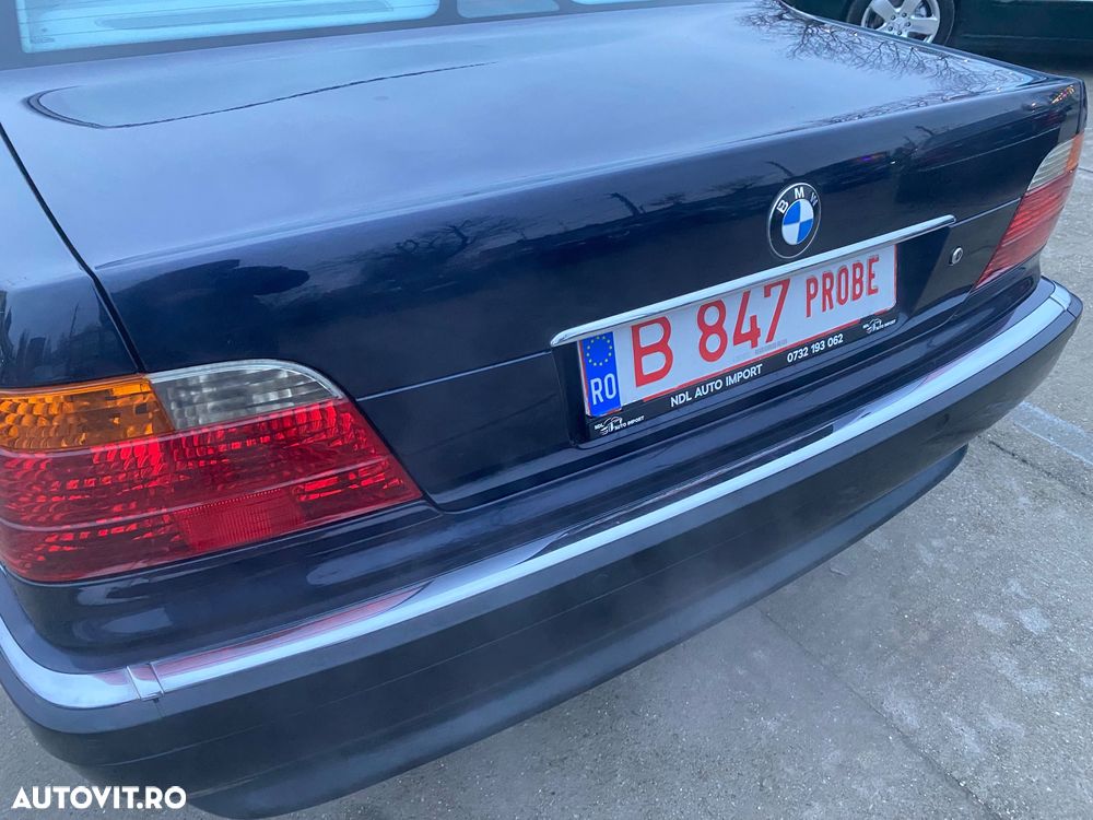 BMW Seria 7 740iA - 17