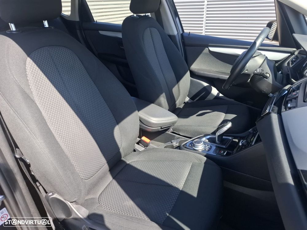 BMW 216 Active Tourer d Advantage Auto - 27