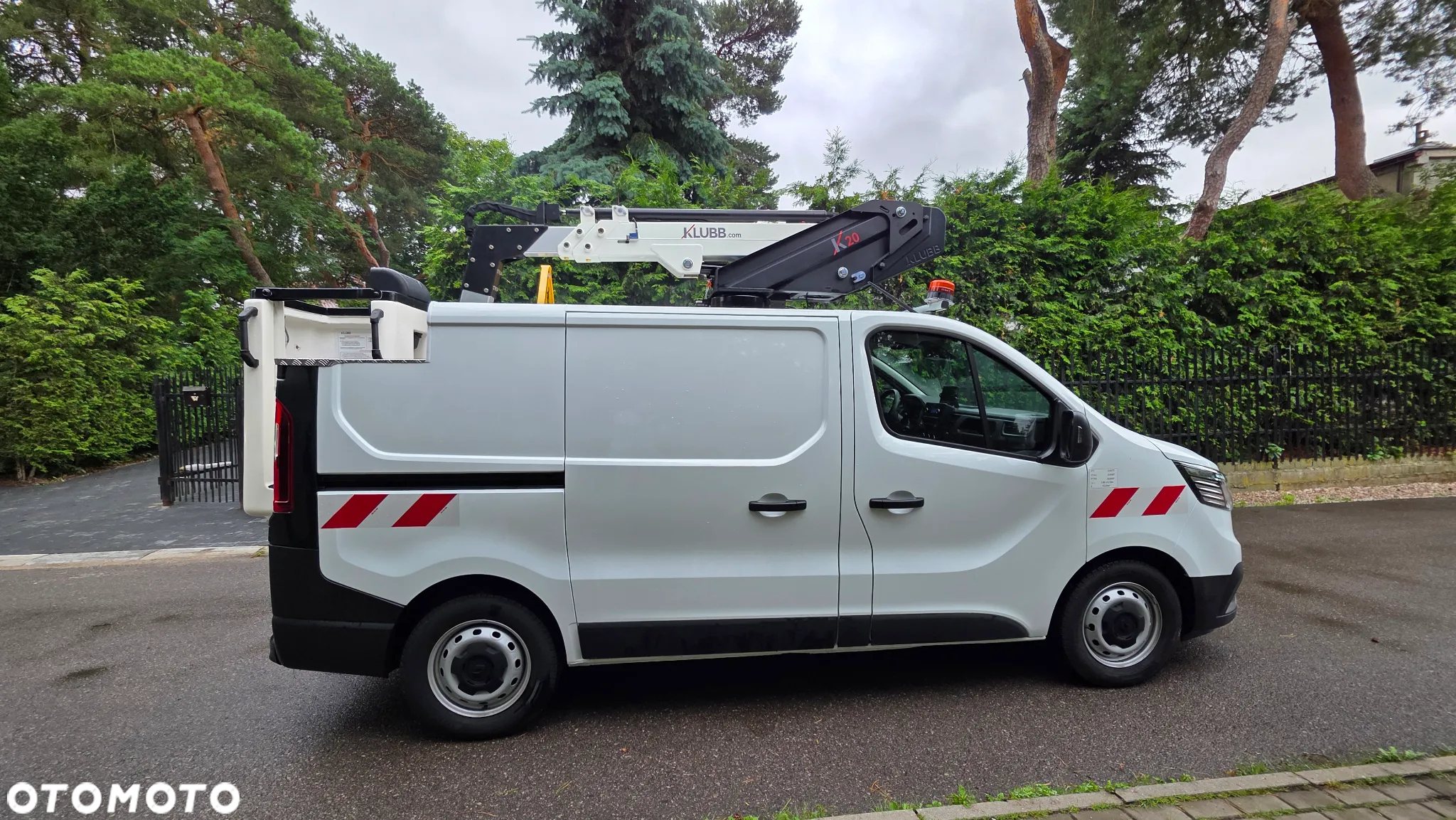 Renault Trafic Klubb K20 podnośnik koszowy - 2