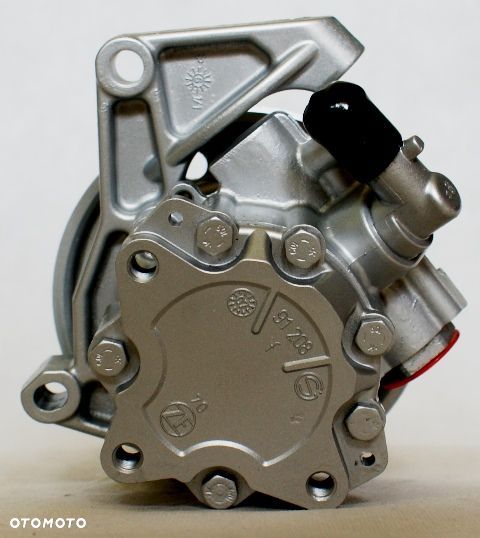 POMPA WSPOMAGANIA VOLVO XC60 XC70 S80 XC90 T6 AWD - 5
