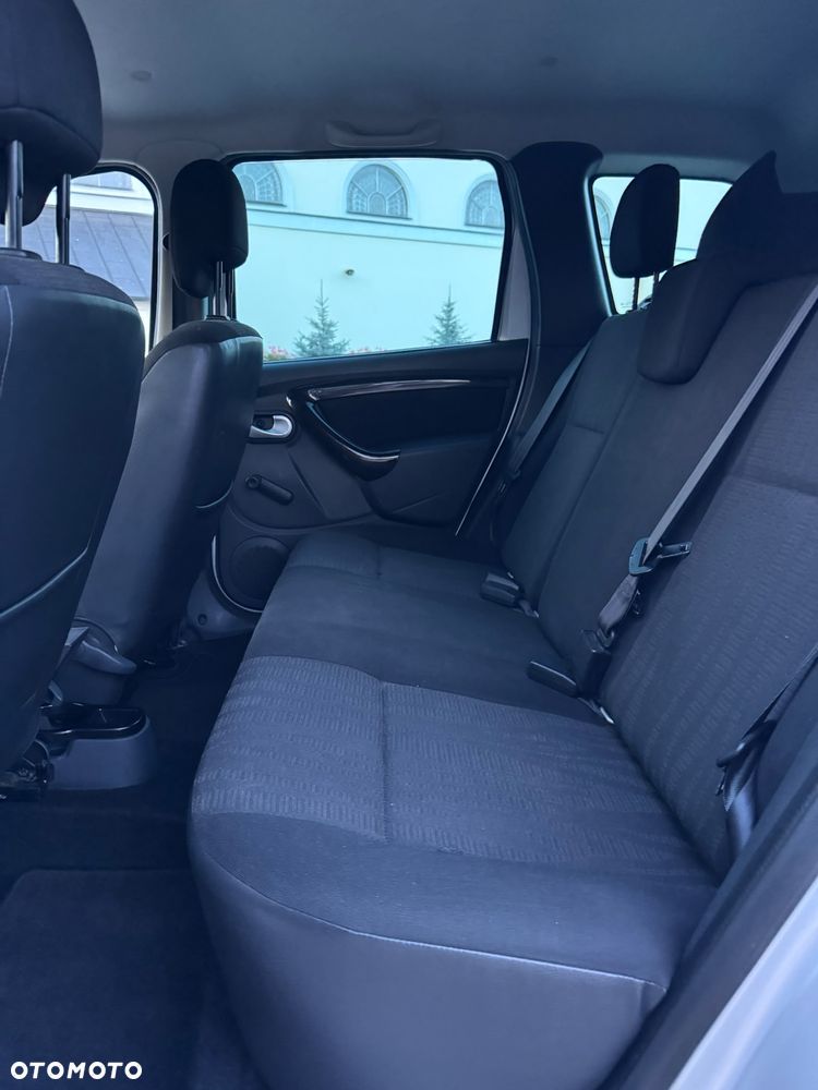 Dacia Duster 1.6 - 10