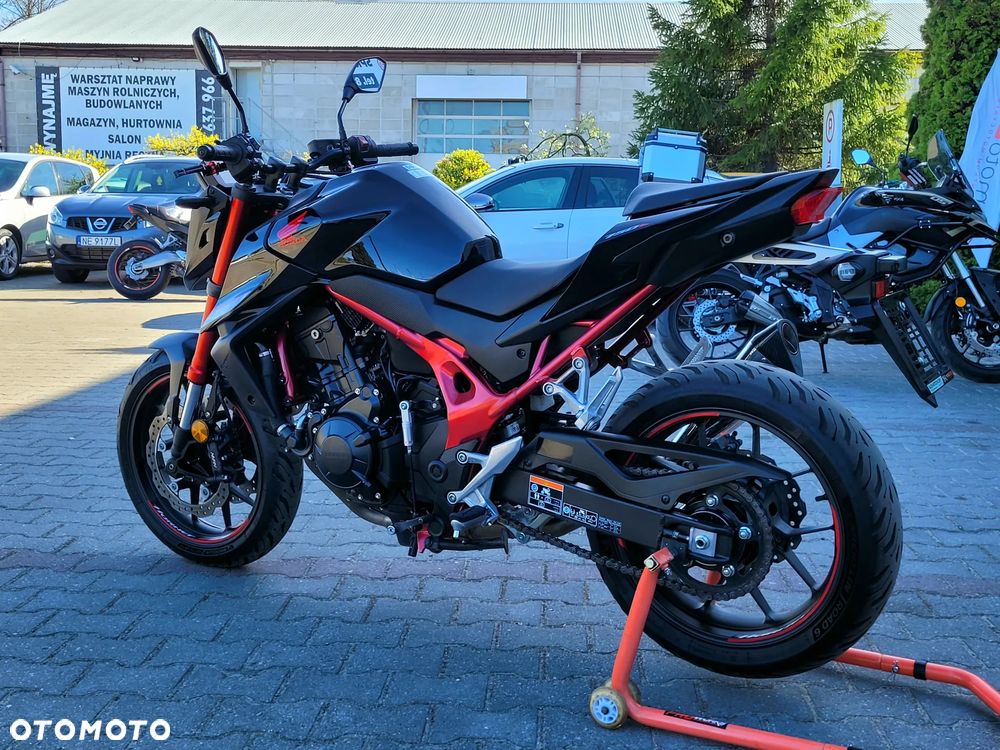 Honda Hornet - 14