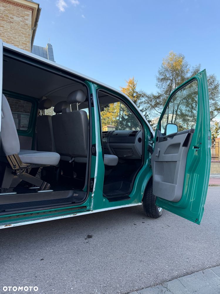 Volkswagen Transporter - 25