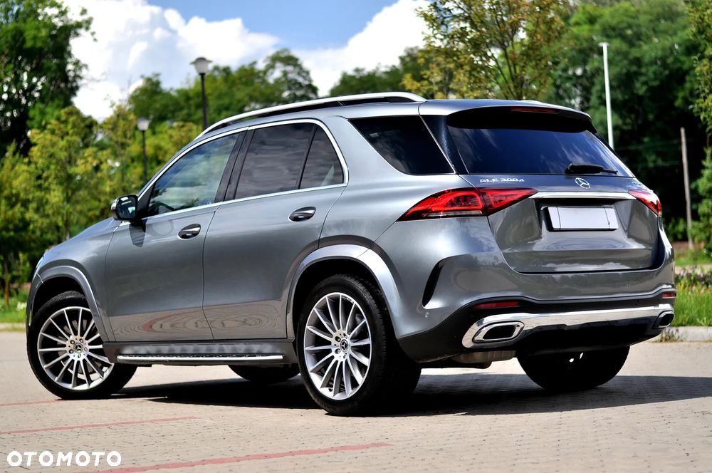 Mercedes-Benz GLE 300 d 4Matic 9G-TRONIC AMG Line - 16
