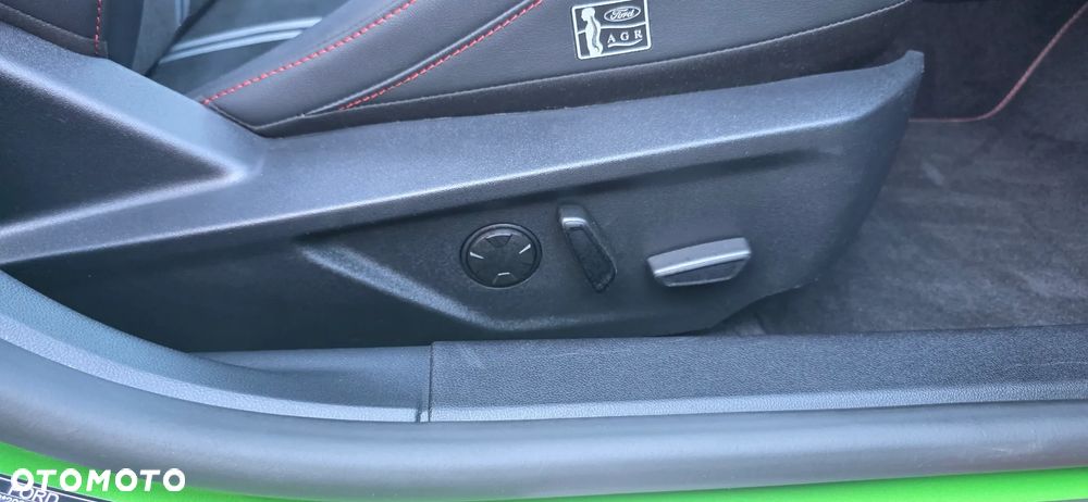 Ford Focus - 14