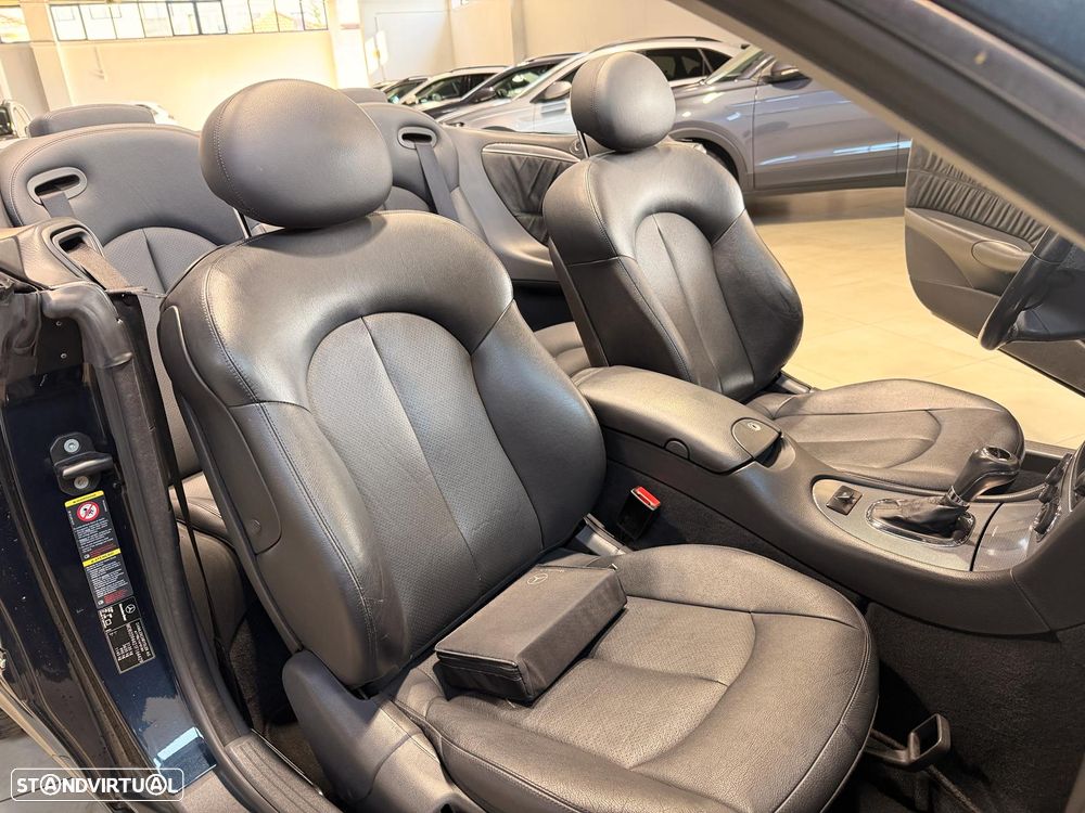 Mercedes-Benz CLK 200 K Avantgarde Aut. - 12