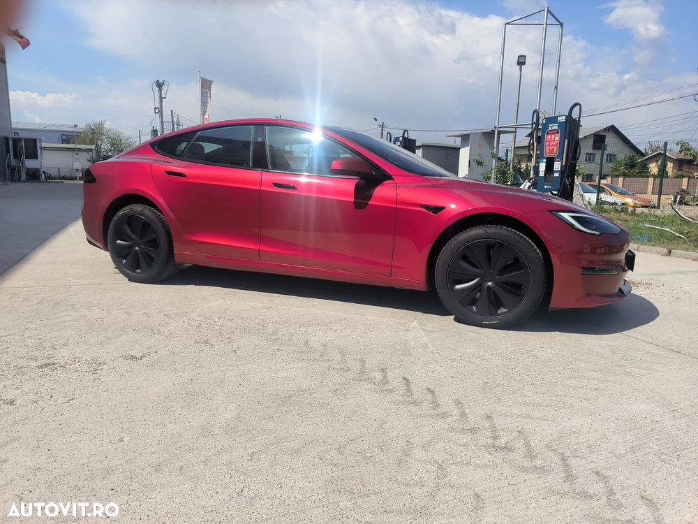 Tesla Model S - 7