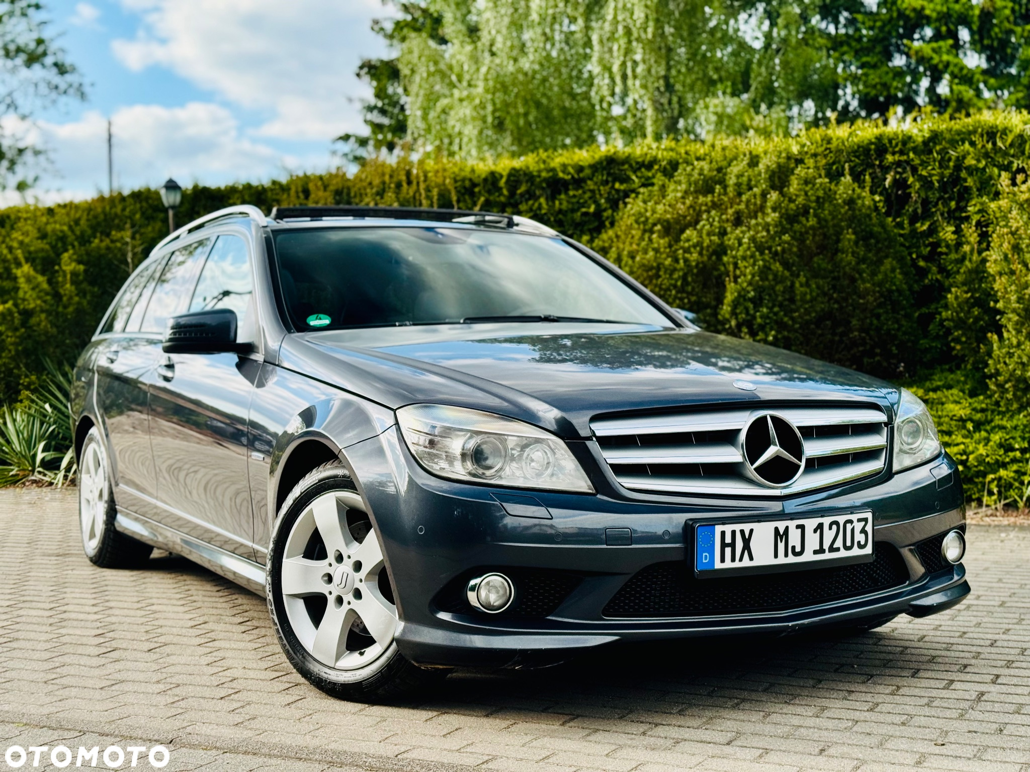 Mercedes-Benz Klasa C 220 (BlueTEC) d T 7G-TRONIC AMG Line - 25